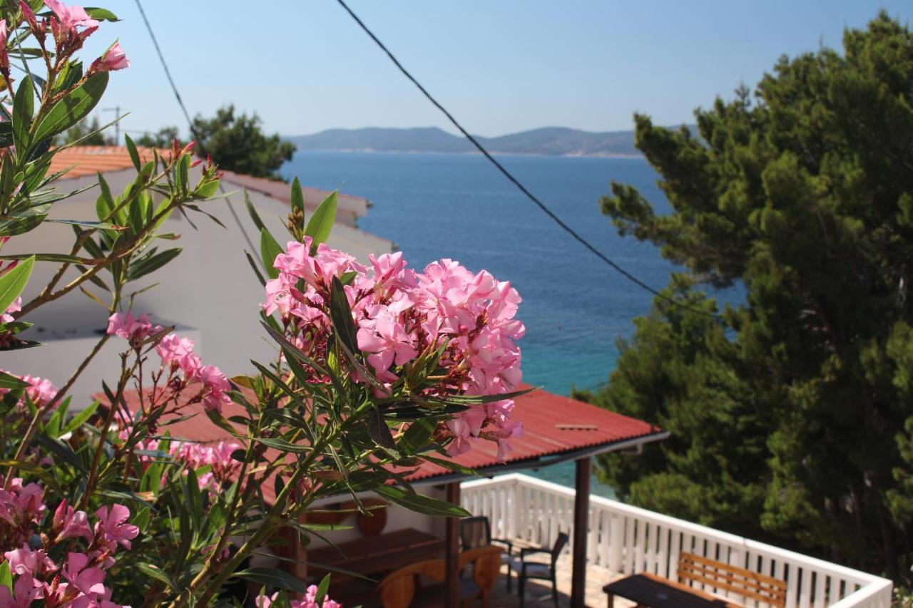 Zorana Apartment Mimice Bagian luar foto