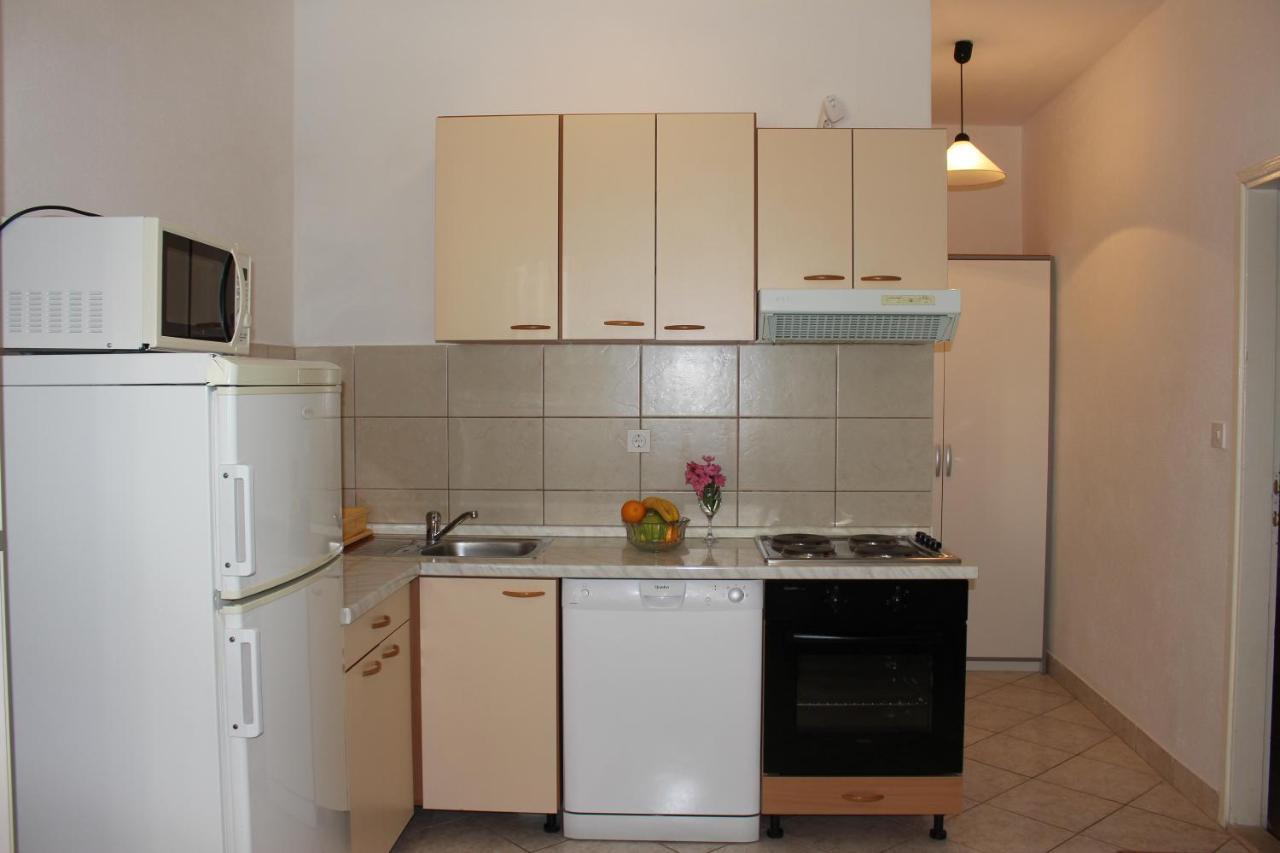 Zorana Apartment Mimice Bagian luar foto