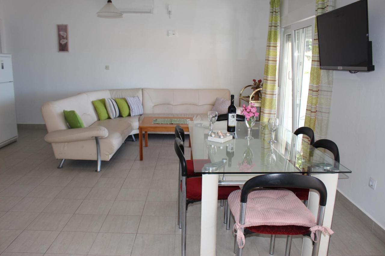 Zorana Apartment Mimice Bagian luar foto